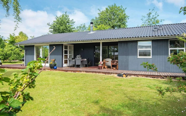 6 Person Holiday Home in Odder