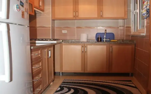 Red Apple Suites