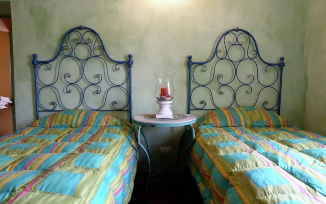 Tranquil Villa in San Romano di Garfagnana with Hot Tub