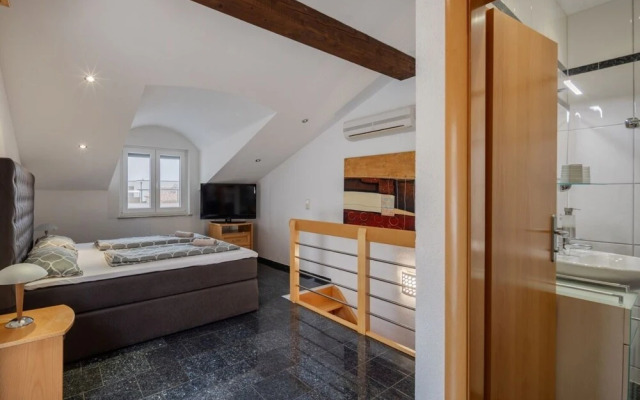 Miro - A2 Maisonette