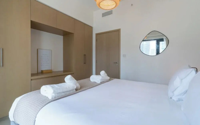 Luxury Burj Royale in the heart of Downtown