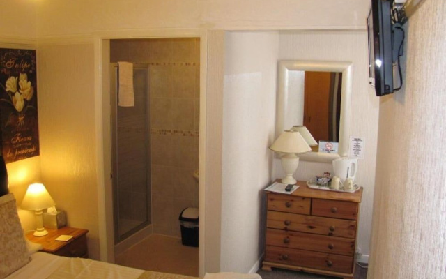 Philmar Guest House