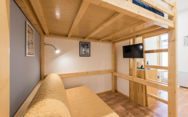 733 Costa Cabral Metro Residence