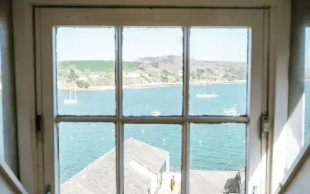 The Old Pirates Lookout