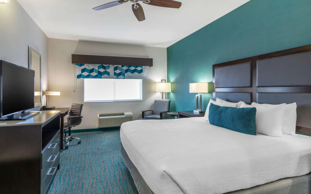 Best Western Plus Taft Inn