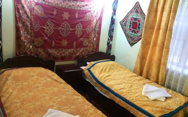 Jahongir Guest House