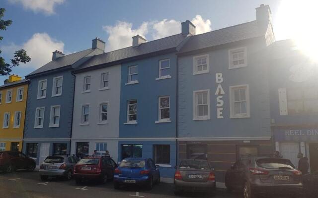 Base Accommodation Dingle