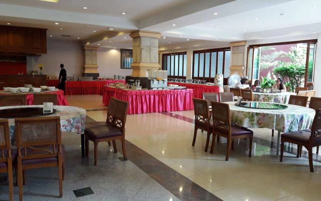 Mike Orchid Resort
