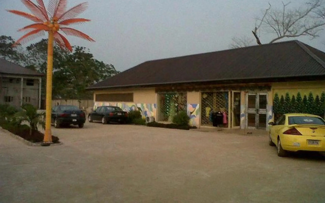 Bevaluable Banquet Garden