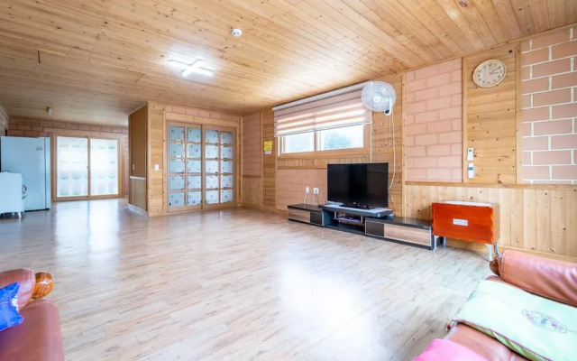 Samcheok Dasarang Pension