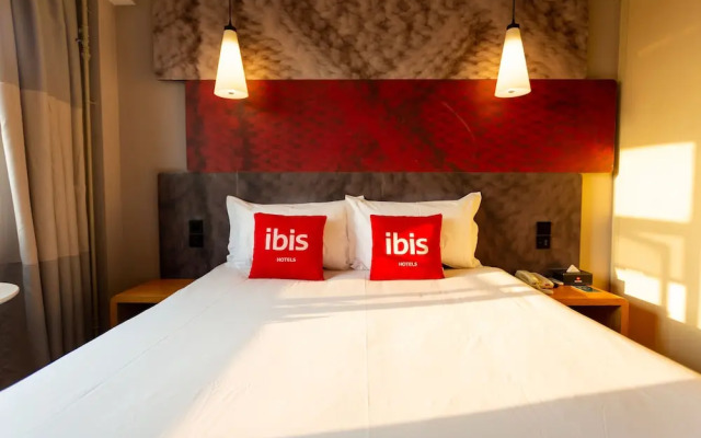 Hotel ibis Luoyang Railway Station