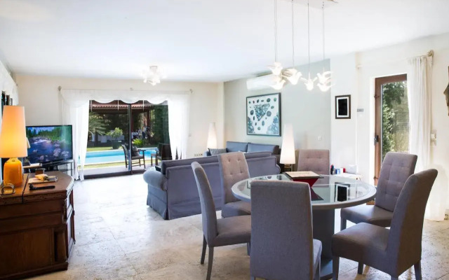 Villa Mertcan by Important Group Travel BD439