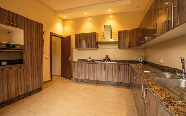 Riad Azia