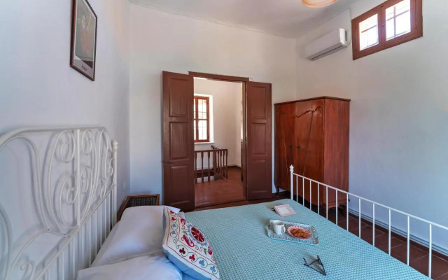 Traditional 3 bedroom house in the Old Town
