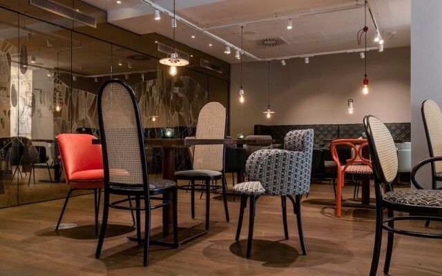 Motel One Linz - Hauptplatz
