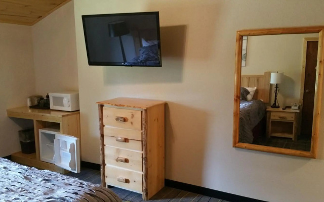 The Round Barn Lodge