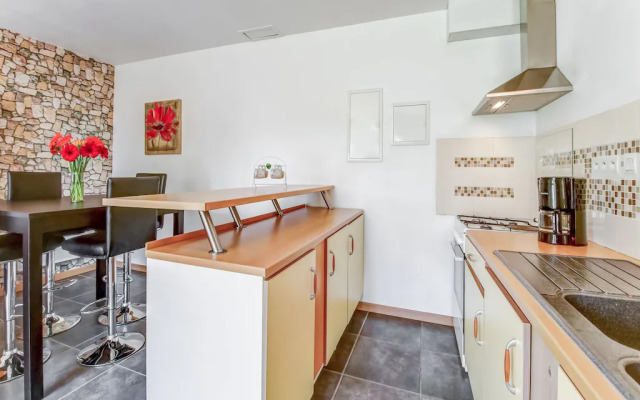 Welcoming Holiday Home in Brainville With Fenced Garden