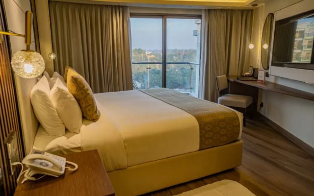 Ramada by Wyndham Cox's Bazar Kolatoli Beach