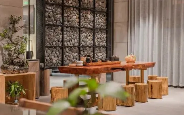 Nujiang Memory Riverview Hotel