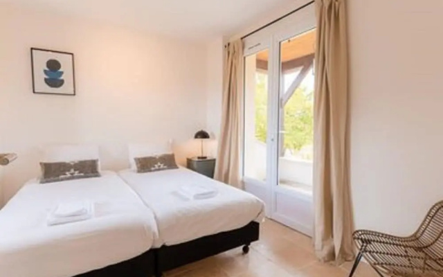 Spacious and Modern Villa With Large Garden and BBQ Area