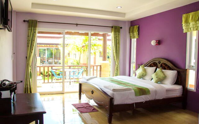 Lanta Riviera Villa Resort