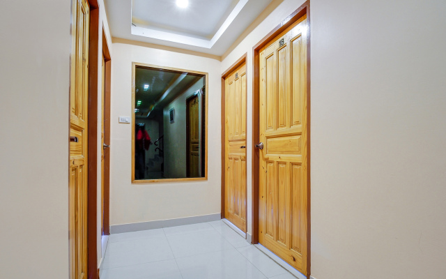 Patumnak Beach Guesthouse