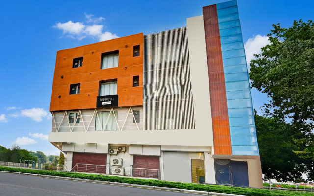 Super Townhouse Jagatpura Formerly Hotel Soft Patel
