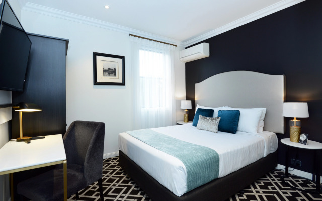 High Cross Randwick by Sydney Lodges