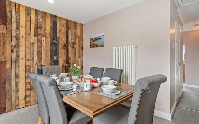 Roslen - Lovely Bungalow Near Beach and Village