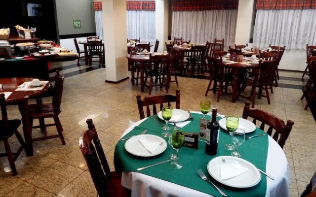 Holz Hotel