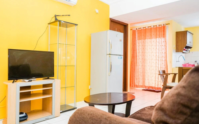 Comfy and Cozy 2BR Great Western Resort Apartment – Guest Rooms – Tangerang