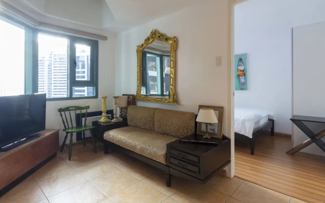 McKinley Park Residences near St Lukes
