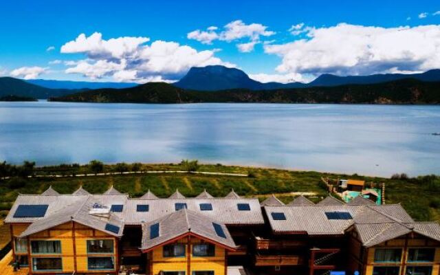 Xingpan Shuishe Lake View Holiday Hotel