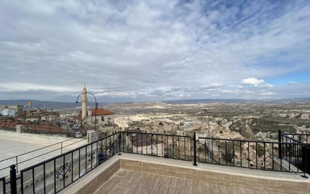 Alice in Cappadocia