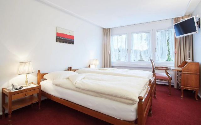 Hotel und Spezialitätenrestaurant zur Linde — 3-star hotel in Teufen