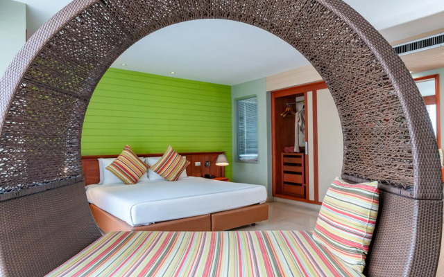 Long Beach Cha-Am Hotel