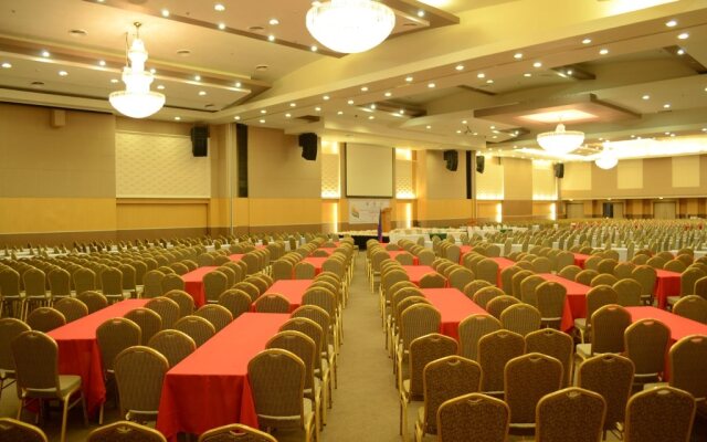 Big 8 Corporate Hotel