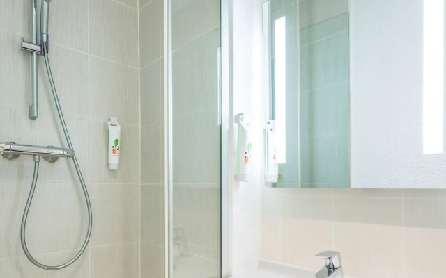 ibis Styles Paris Jardin de la Villette