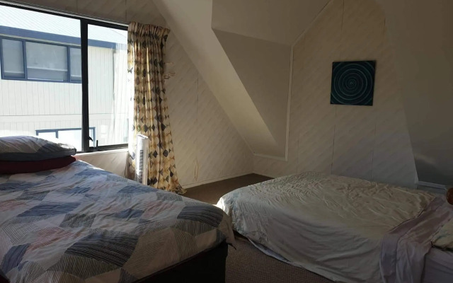 Hosts on the Coast Dad's Place