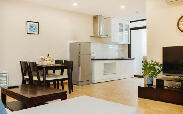 HB Serviced Apartment - 121B Quan Hoa