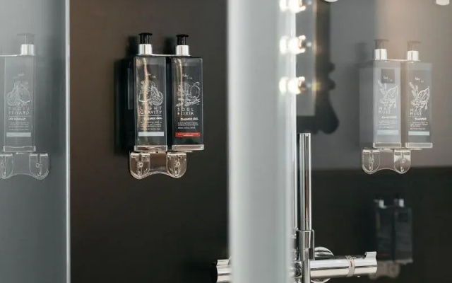 Ruby Rosi Hotel Munich