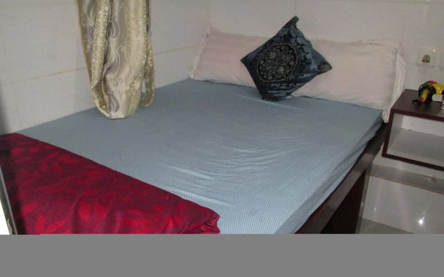 Crystal Hostel