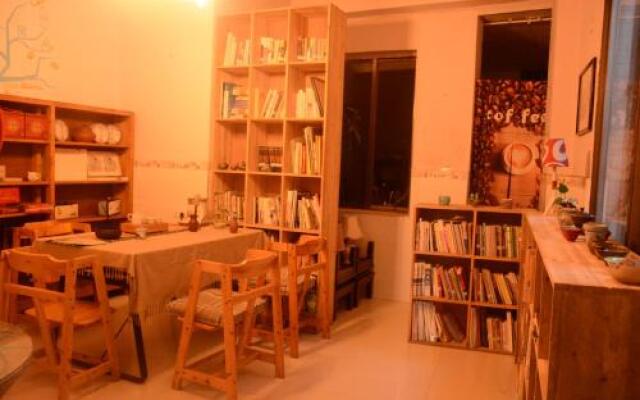 Lotus Landing Hostel