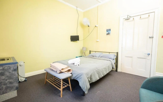 YHA Newcastle Beach