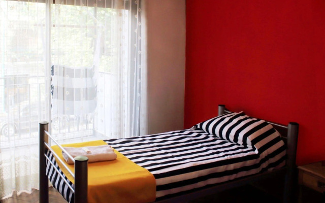 Play Hostel Soho