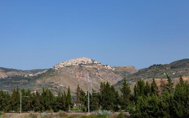 Nebrodi Park Villa 2