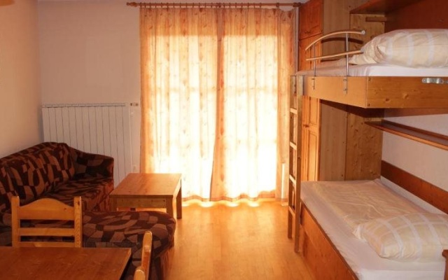 Videc Hotel & Apartments