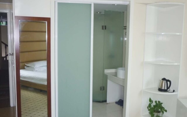 Yi Wu Bai Rui Hotel
