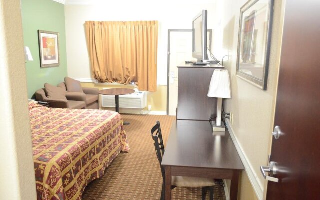 Budget Host Inn & Suites