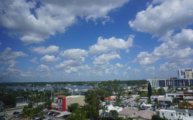 Design Suites Hollywood Beach